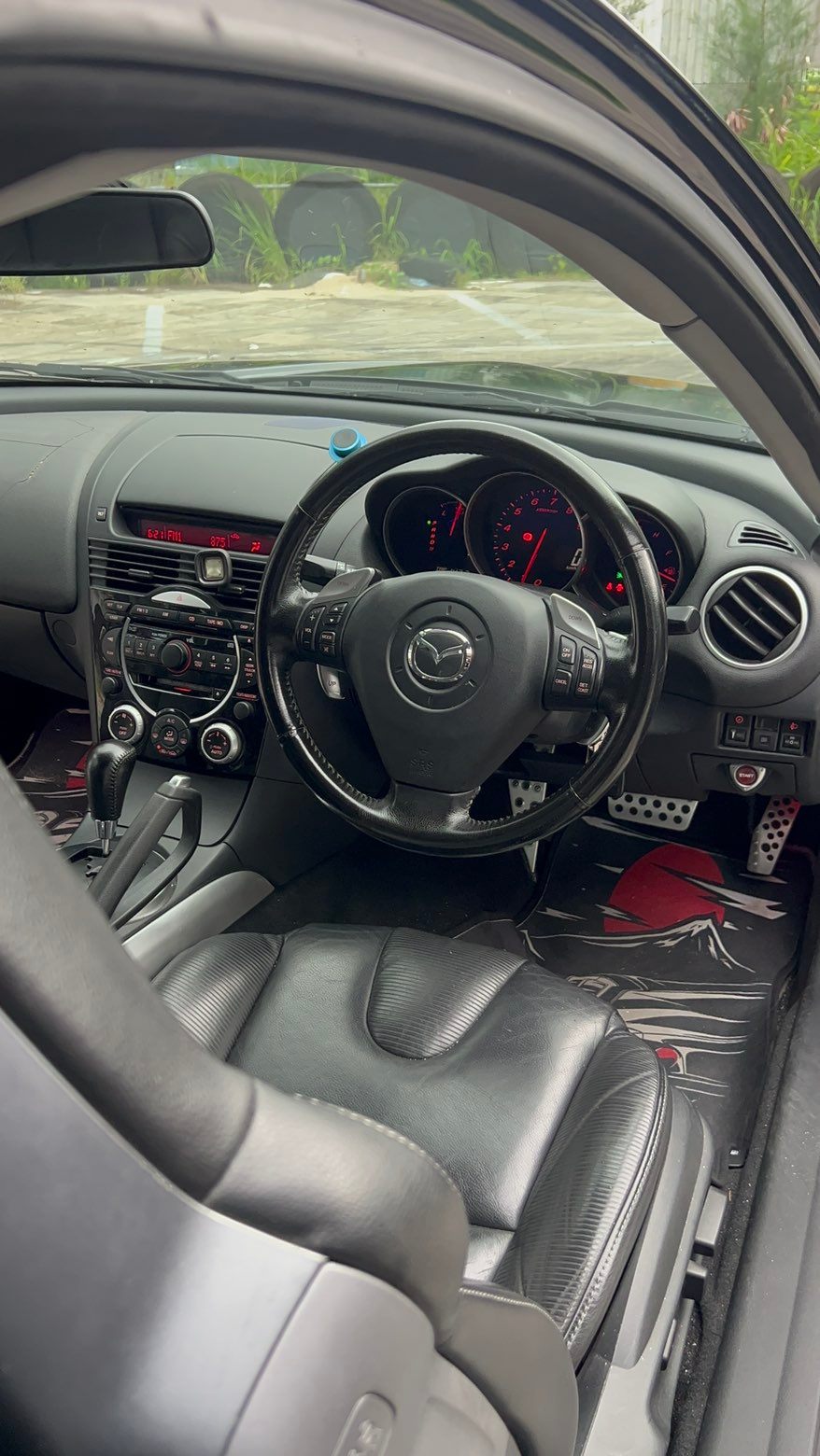 Used 2005 Mazda RX-8 — photo 3