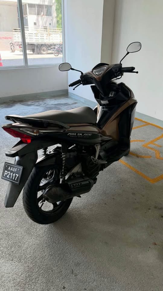 Used 2012 Honda Airblade — photo 3