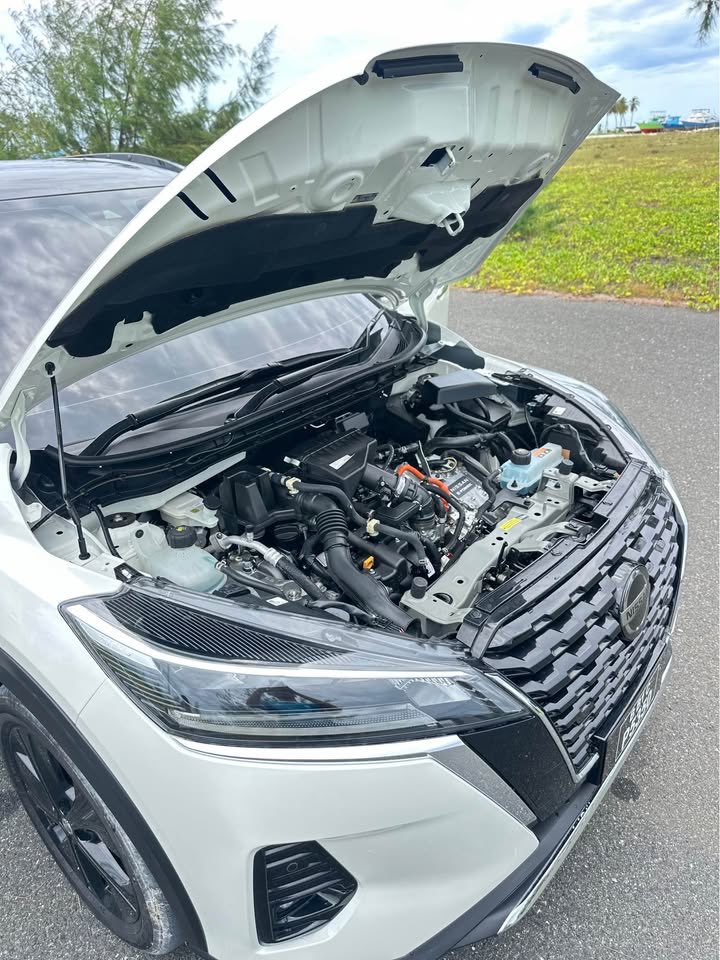 Used 2023 Nissan Kicks — photo 5