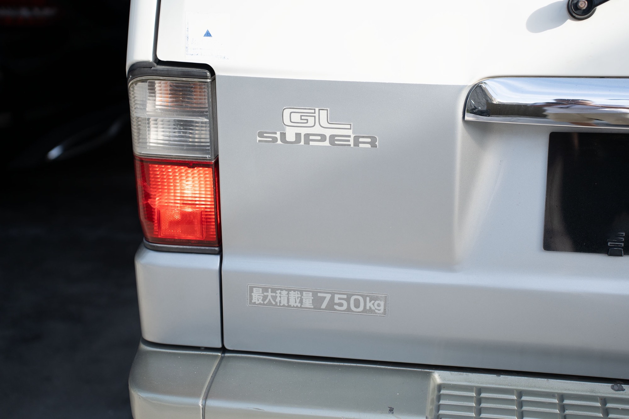 Used Mazda Bongo — photo 5