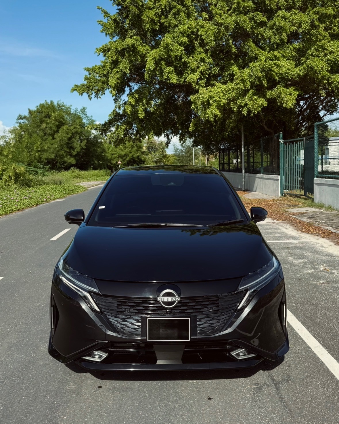 Used 2021 Nissan Aura — photo 3