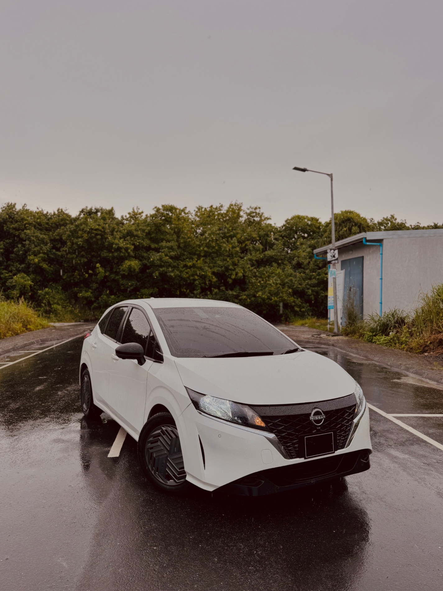Used 2023 NISSAN Note — photo 4