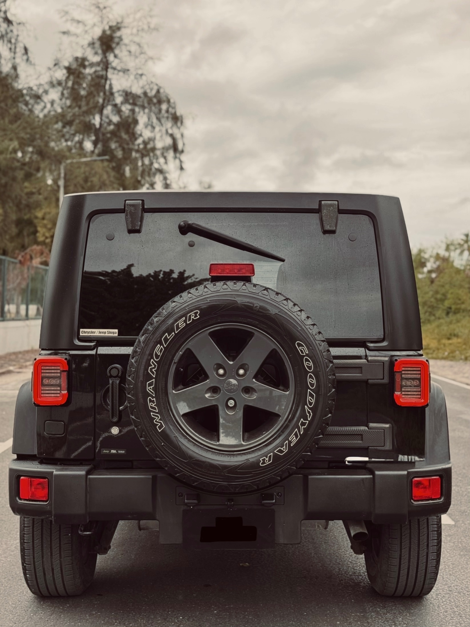 Used 2015 Jeep Wrangler — photo 6